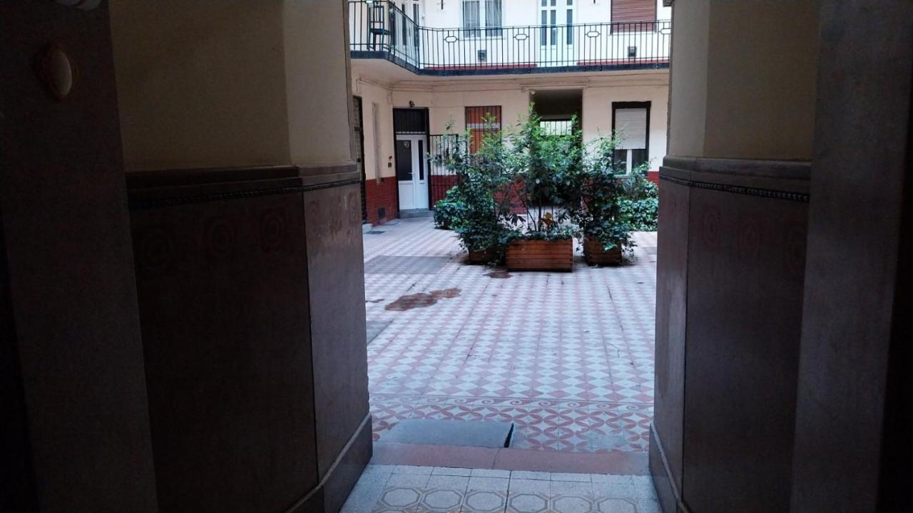 Yellow Blue Apartment Βουδαπέστη Εξωτερικό φωτογραφία